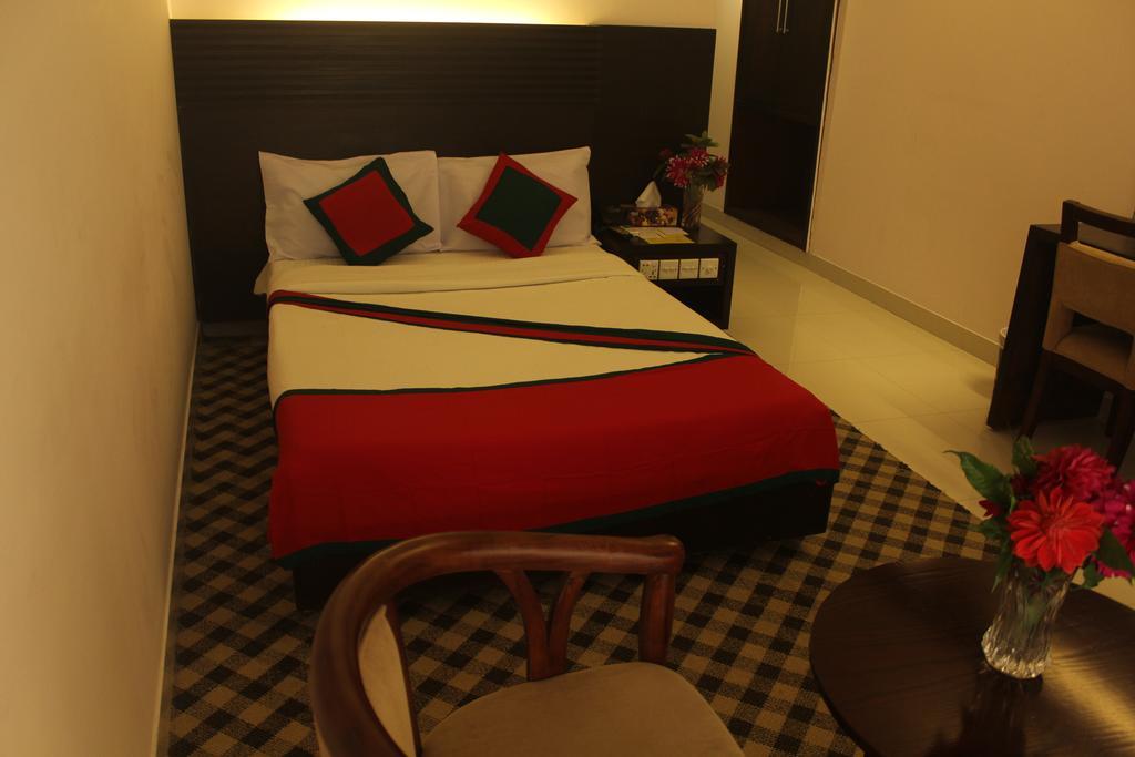 Nirvana Inn Sylhet Esterno foto
