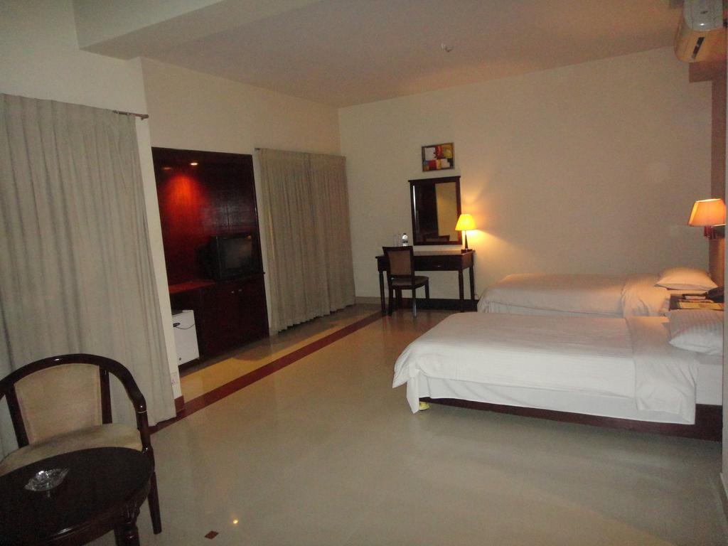 Nirvana Inn Sylhet Esterno foto